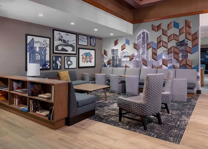 Best Hotels Near Arlington Convention Center